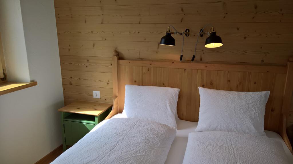 B&B Chasa Arfusch Ardez Eksteriør bilde