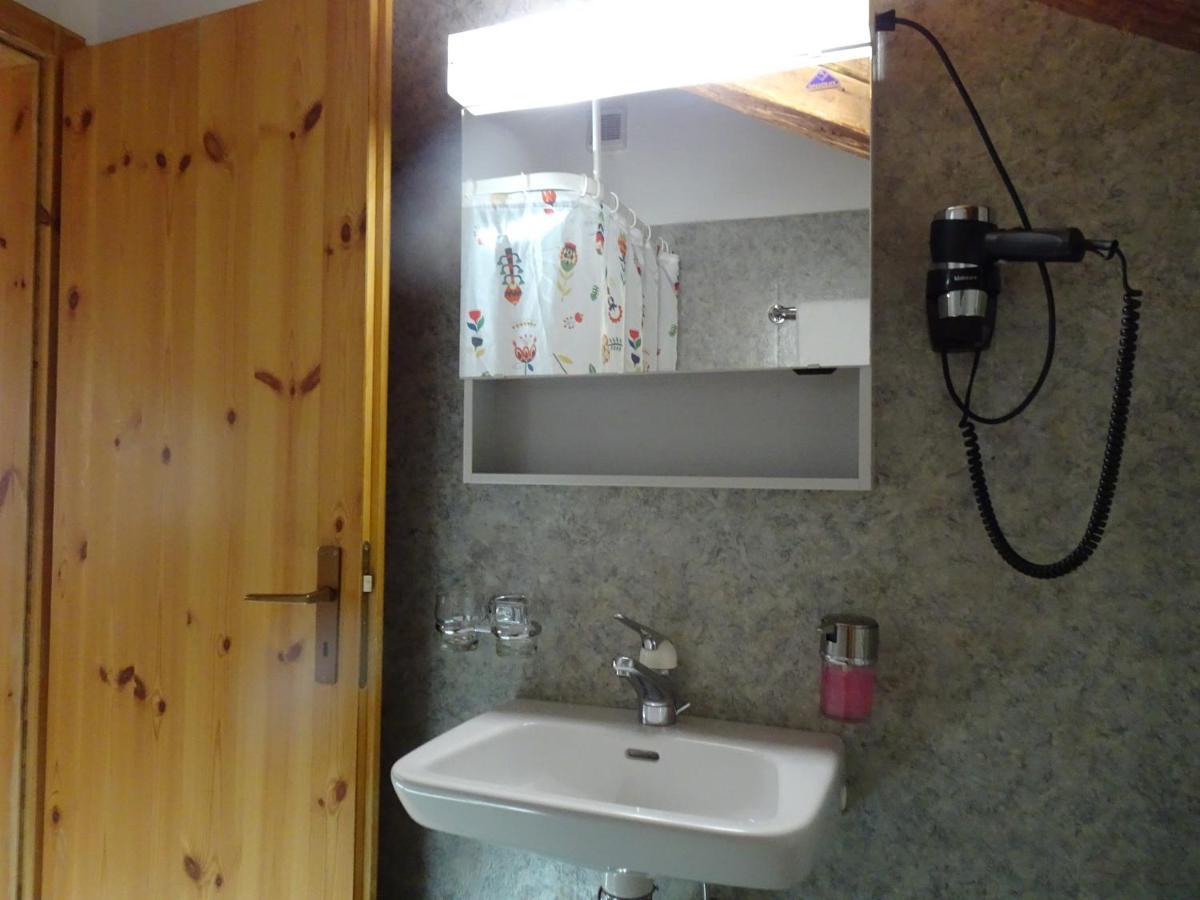 B&B Chasa Arfusch Ardez Eksteriør bilde